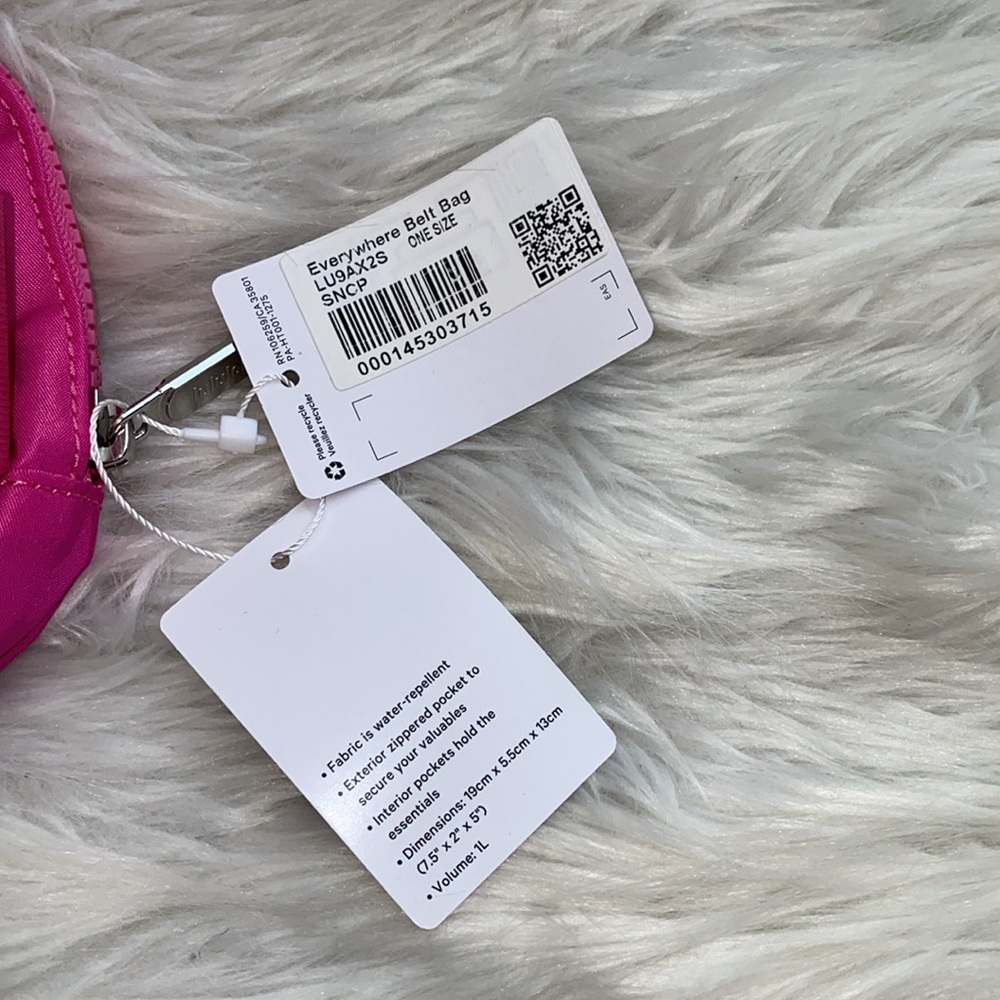Lululemon | Sonic Pink Everywhere Belt Bag 1L - Picture 6 of 7